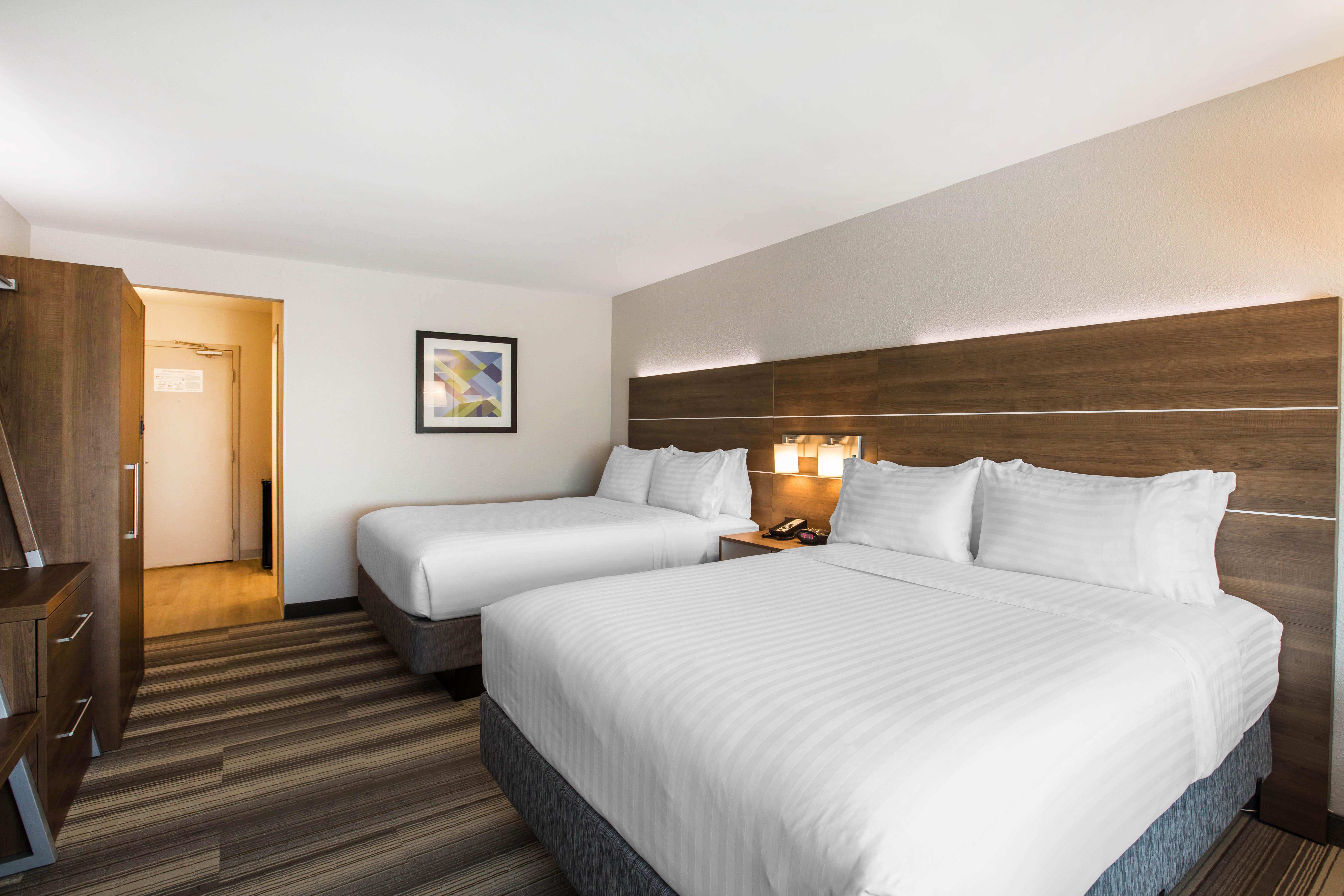 Holiday Inn Express & Suites Ludington By Ihg Екстер'єр фото