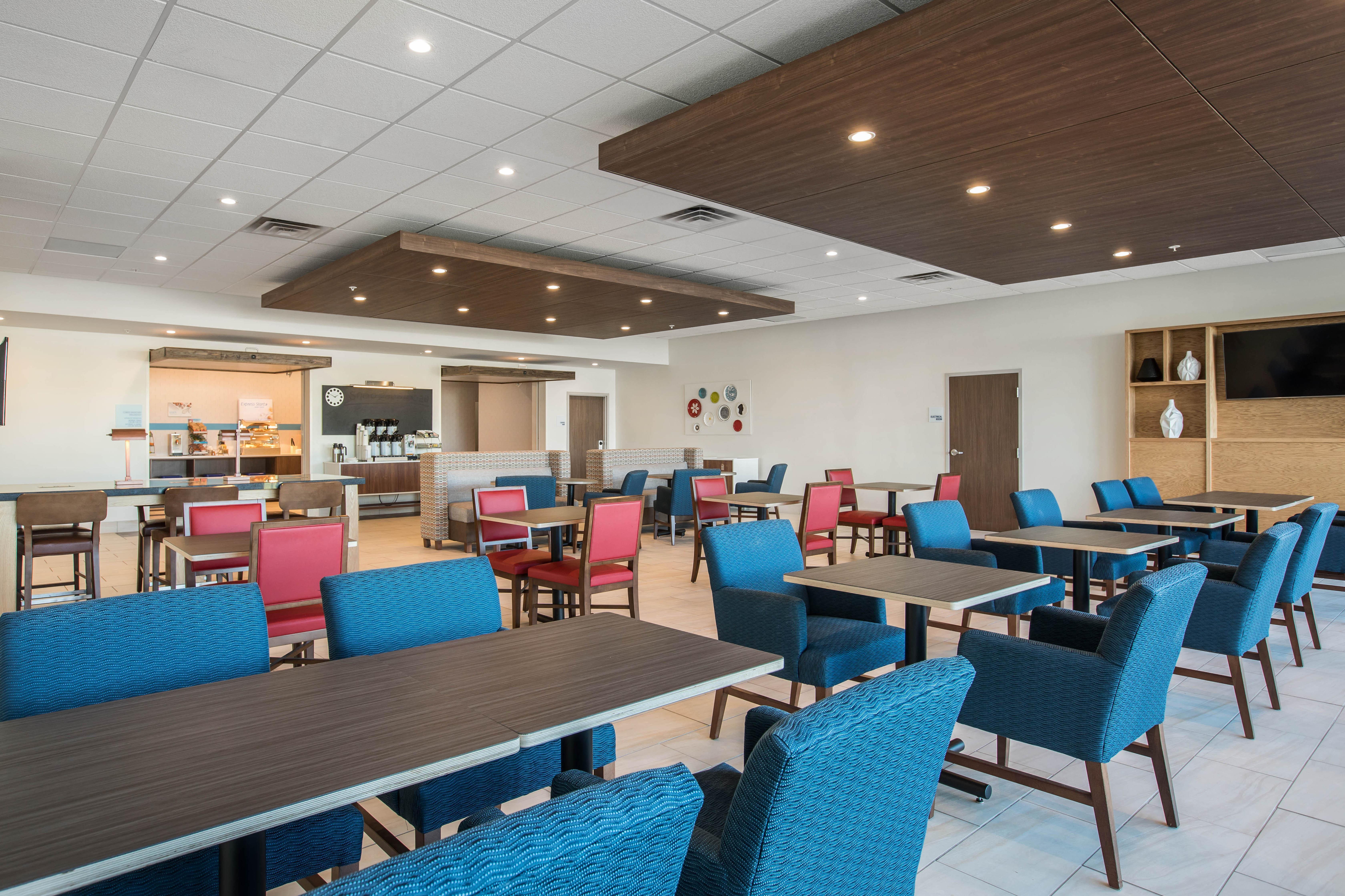 Holiday Inn Express & Suites Ludington By Ihg Екстер'єр фото