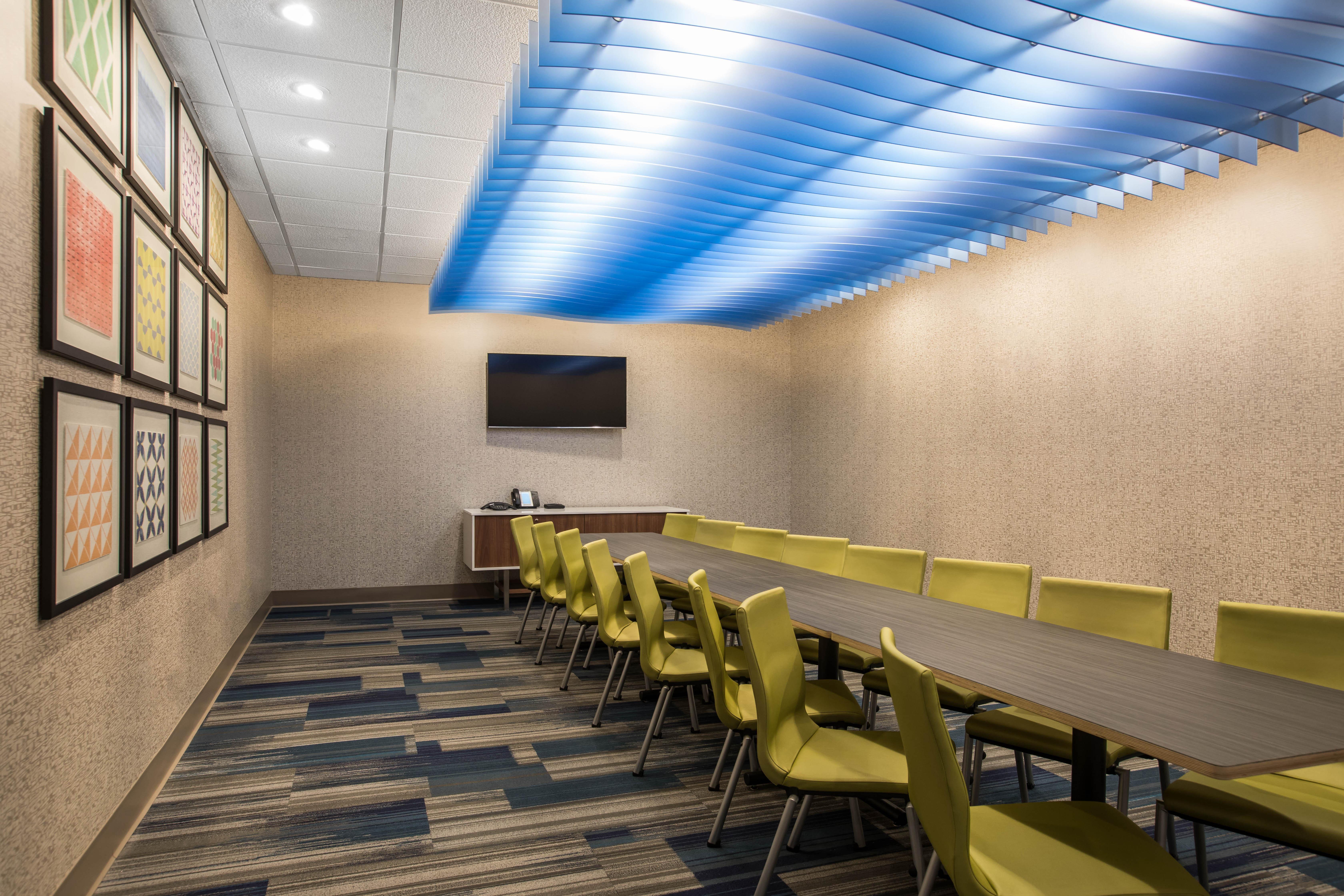 Holiday Inn Express & Suites Ludington By Ihg Екстер'єр фото